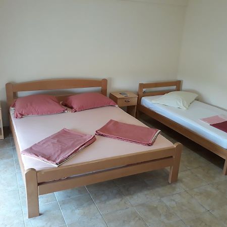Korac Apartments Улцинь Екстер'єр фото