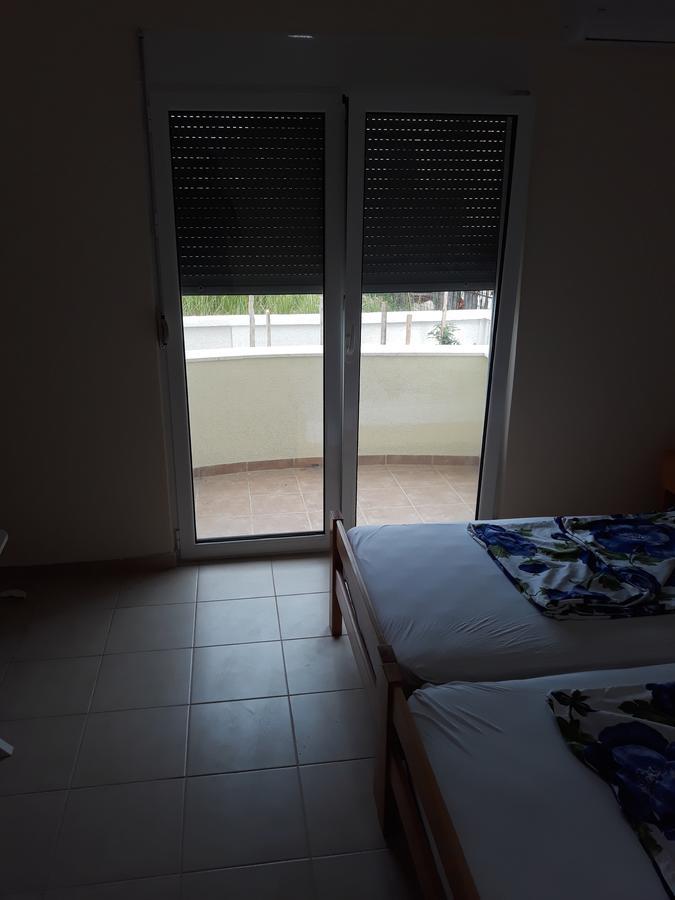 Korac Apartments Улцинь Екстер'єр фото