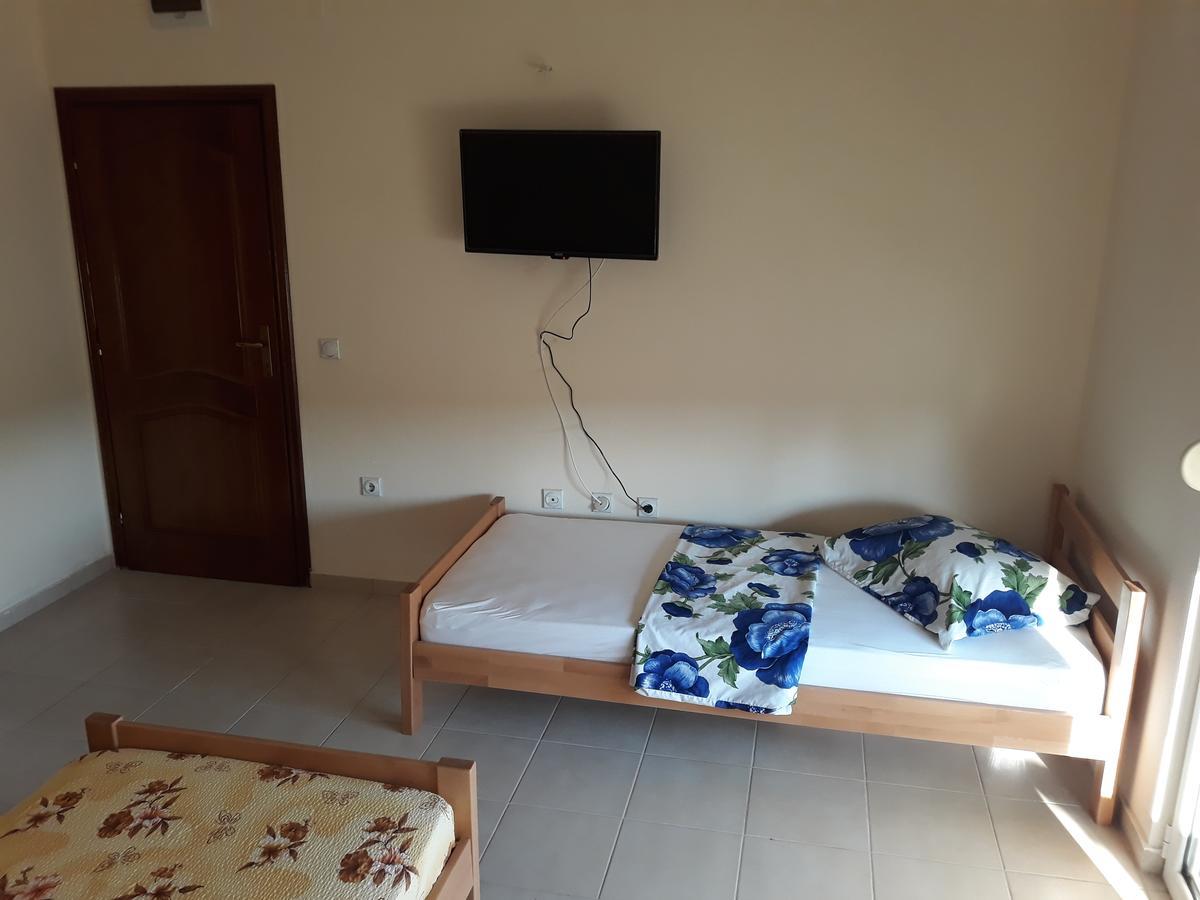 Korac Apartments Улцинь Екстер'єр фото