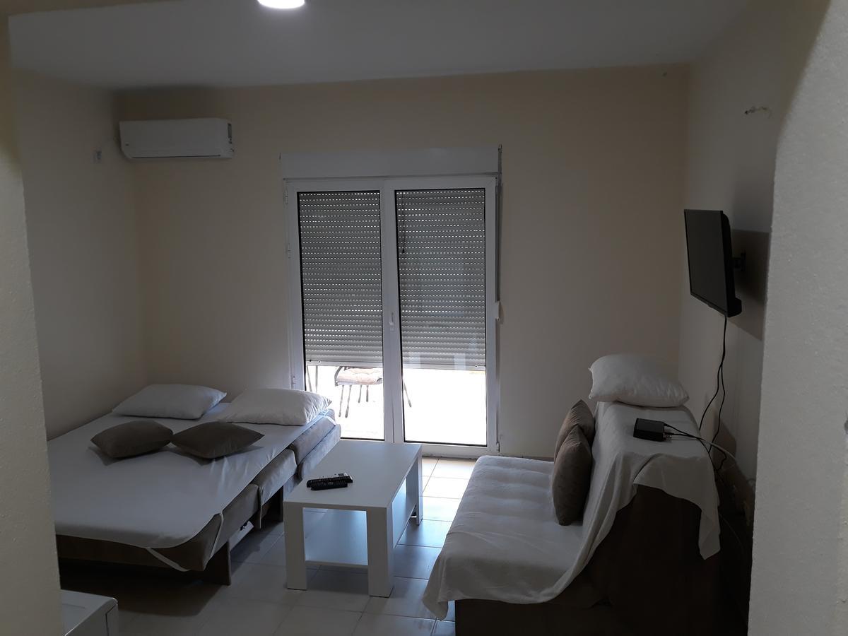 Korac Apartments Улцинь Екстер'єр фото