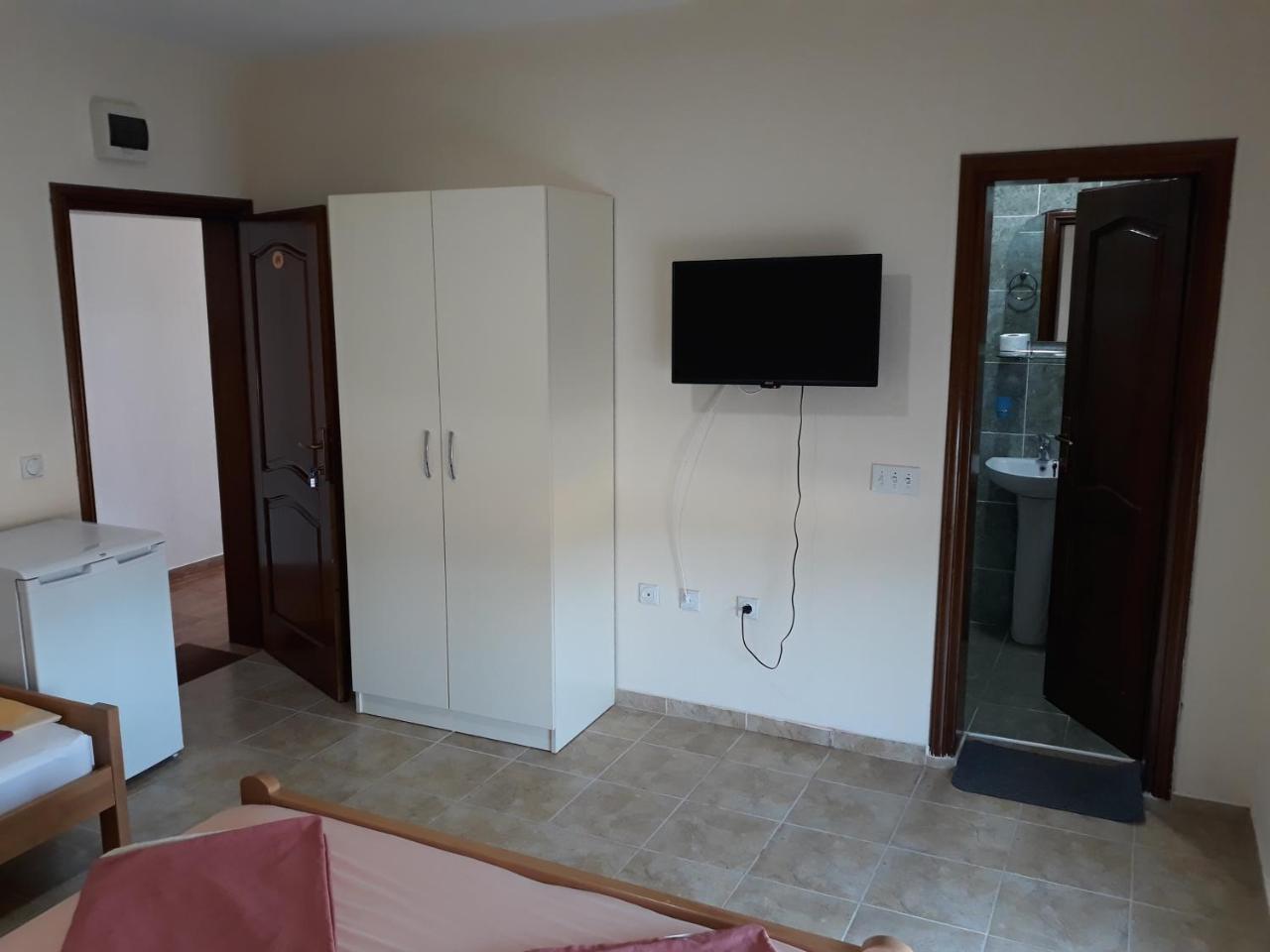 Korac Apartments Улцинь Екстер'єр фото